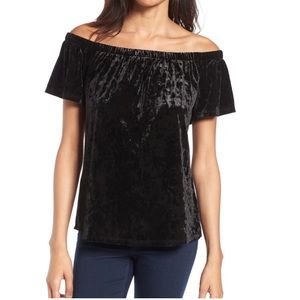 Socialite off shoulder crushed velvet top